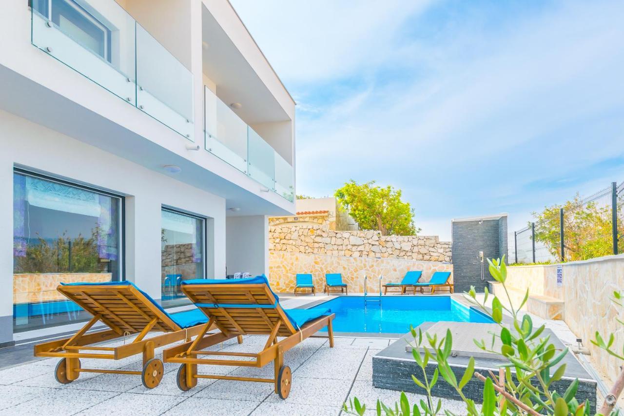Villa The Secret Diamond Паг Екстериор снимка